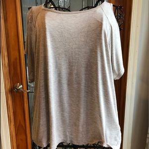 XXI top  shoulder cut out